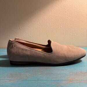 Vionic Willa Suede Slip On Flats in Cream Women's Size 8